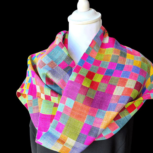 Harlequin scarf : 100% silk handwoven / 100% soie tisser à la main
